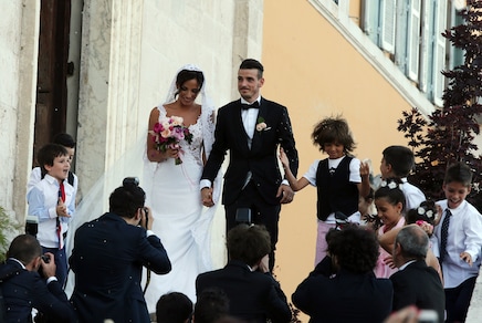 Florenzi e Ilenia sposi, Destro e Bertolacci tra gli ospiti