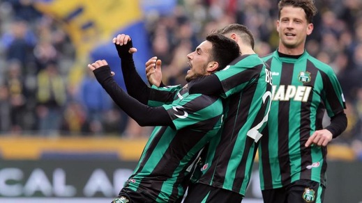 Sassuolo, tris di rinnovi: Magnanelli in prima fila