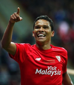 «Bacca, duello Roma-Milan». Sabatini: «Ci interessa»