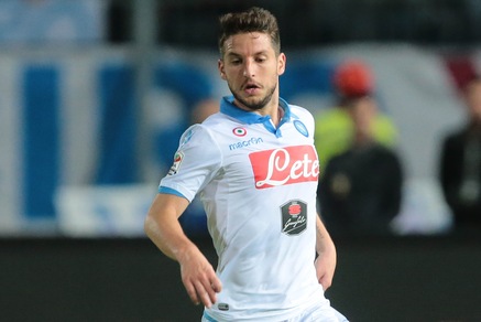 «Molti club su Mertens. A breve futuro più chiaro»