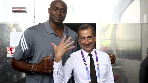 Nba, che successo in piazza Duomo a Milano!