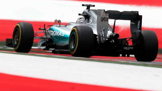 F1 Gp d'Austria: Hamilton in pole, Vettel terzo