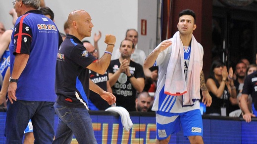 Basket: insulti razzisti a Dinamo: «Se ricapita non giochiamo»