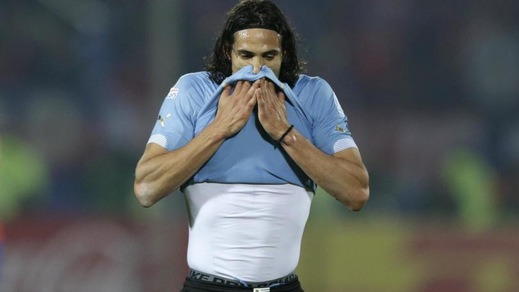 Cile-Uruguay 1-0, assurda espulsione di Cavani