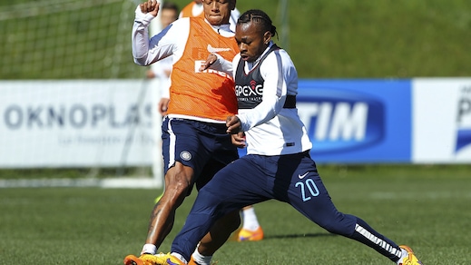 Torino, visite per Obi: «Felice di essere qui»