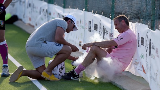 Ahi ahi Mihajlovic! Piccolo infortunio a calcetto...