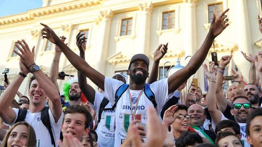 Che festa a Sassari per la vittoria dello Scudetto!
