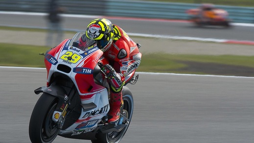 MotoGp Assen, Iannone: «Marquez deve stare più calmo»