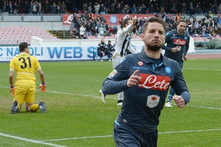 Mertens-Juan Jesus, lo scambio è possibile