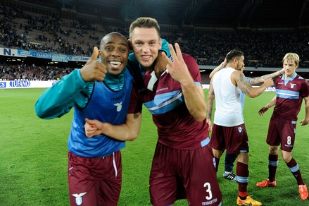 «De Vrij allo United. Piace molto a Van Gaal»