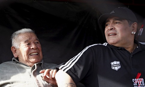 Maradona: «Senza mio padre non sarei stato nessuno»