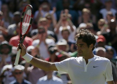 Wimbledon, Federer perde un set ma va agli ottavi