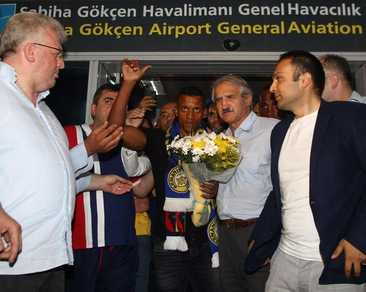 Nani al Fenerbahce, che accoglienza in Turchia