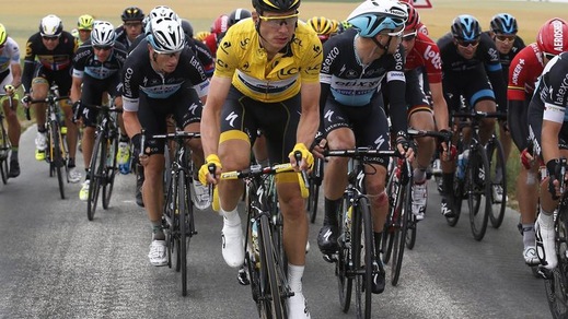 Tour, ancora cadute: si ritira velocista Bouhanni