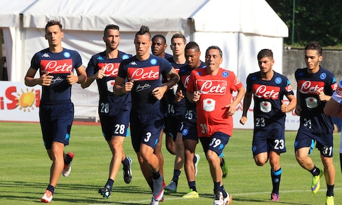 Napoli subito in campo a Dimaro