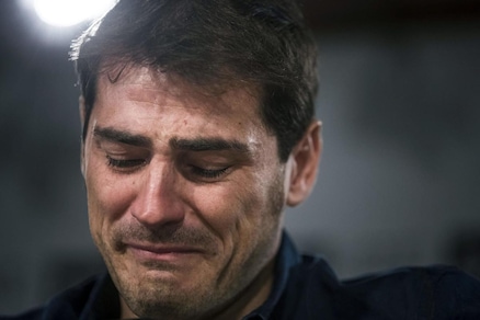 Real Madrid, le lacrime di Iker Casillas alla conferenza d'addio