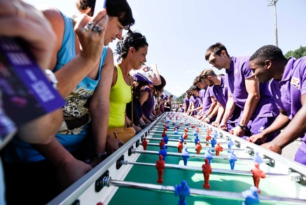 Fiorentina, sfida a biliardino con i tifosi