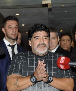 Maradona: «Argentina, col Cile non si può perdere nemmeno a bocce!»