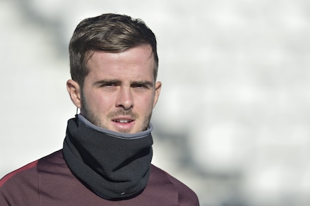 Pjanic: «Roma, regaliamo lo scudetto a Totti»