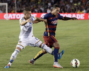 Il Barça blocca Adriano. Fino a gennaio nessuna cessione