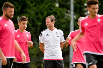 Allegri si gode la sua nuova Juve