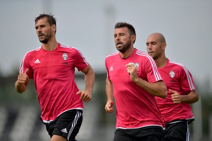 Allarme Juventus: out Barzagli e Llorente