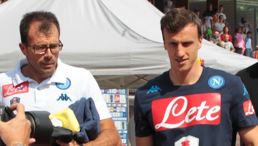 Chiriches arriva a Dimaro: che entusiasmo dei tifosi