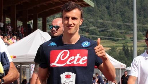 Napoli, Chiriches a Dimaro. Poi subito in palestra