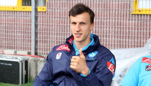 Napoli, Chiriches ora è ufficiale