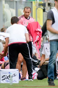 Juve, Chiellini ko in amichevole dopo pochi minuti