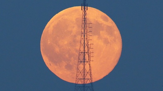Luna blu, ieri notte lo spettacolo unico