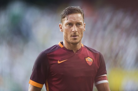 Totti: «Dzeko e Salah, che colpi! Tifosi stateci vicini»
