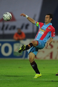 Catania, rescinde Calaiò