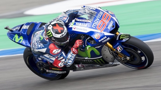 MotoGp Yamaha, Lorenzo: «Lotterò per il podio»