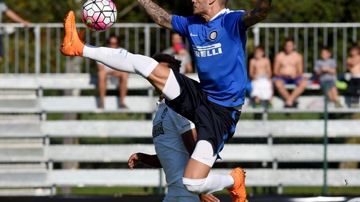 Jovetic salva l'Inter contro l'Al-Ahli: acrobazia per Icardi