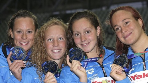 La Pellegrini trascina la 4x200: che argento per l'Italia!