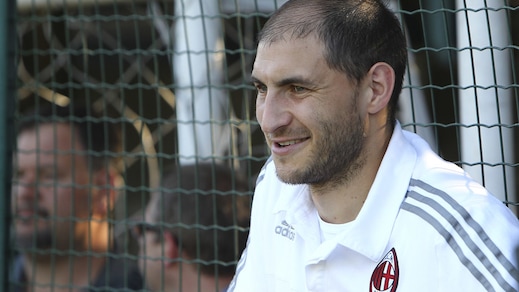 Atalanta, c'è Avlonitis. Paletta prende tempo