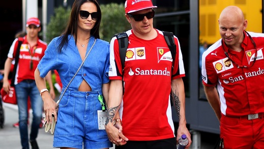 F1 Raikkonen, la partner svela: «Kimi è un papà dolcissimo»