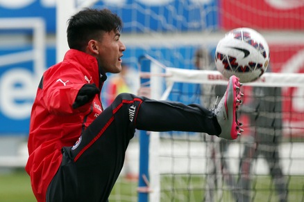 Bayer Leverkusen, preso il cileno Aranguiz