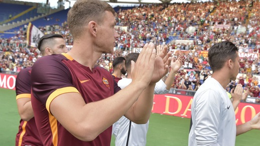 Il boato dell'Olimpico all'ingresso di Dzeko