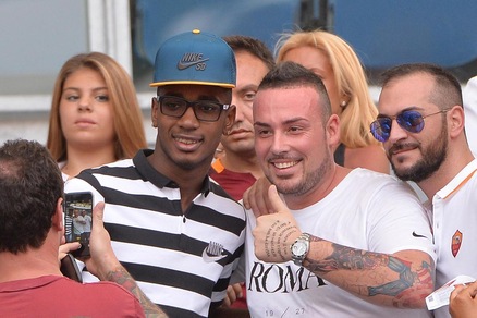 Roma, Gerson in tribuna all'Olimpico
