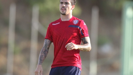 Cagliari, Farias rinnova: «Credo nel progetto»