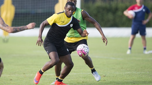 Zapata: Battere la Juve anche per il Napoli