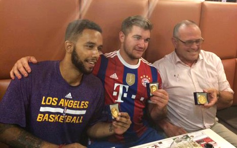 Francia, uno dei marines eroi è un tifoso del Bayern Monaco