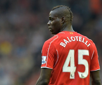 Liverpool, Balotelli e la clausola "anti rosso"