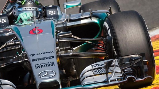 F1 Gp Belgio, Hamilton scatta in testa al via