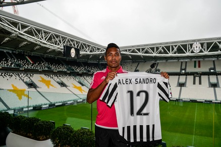 Juve, ecco Alex Sandro: avrà la maglia numero 12
