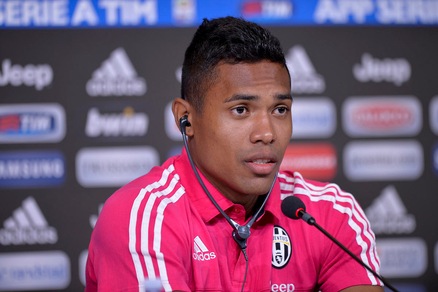 Juve, Alex Sandro è pronto: «Mi ispiro a Evra»