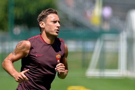 Roma, Totti: «Voglio una stagione speciale per i miei 40 anni»