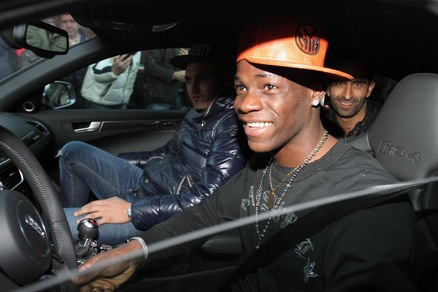 Stelle Premier contro Balotelli: «Prende in giro gli allenatori»